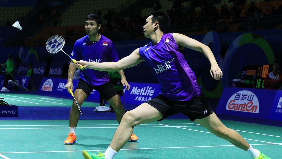 Hendra Setiawan kala dipasangkan dengan Berry Angriawan bulan November silam. Copyright: &copy; PBSI